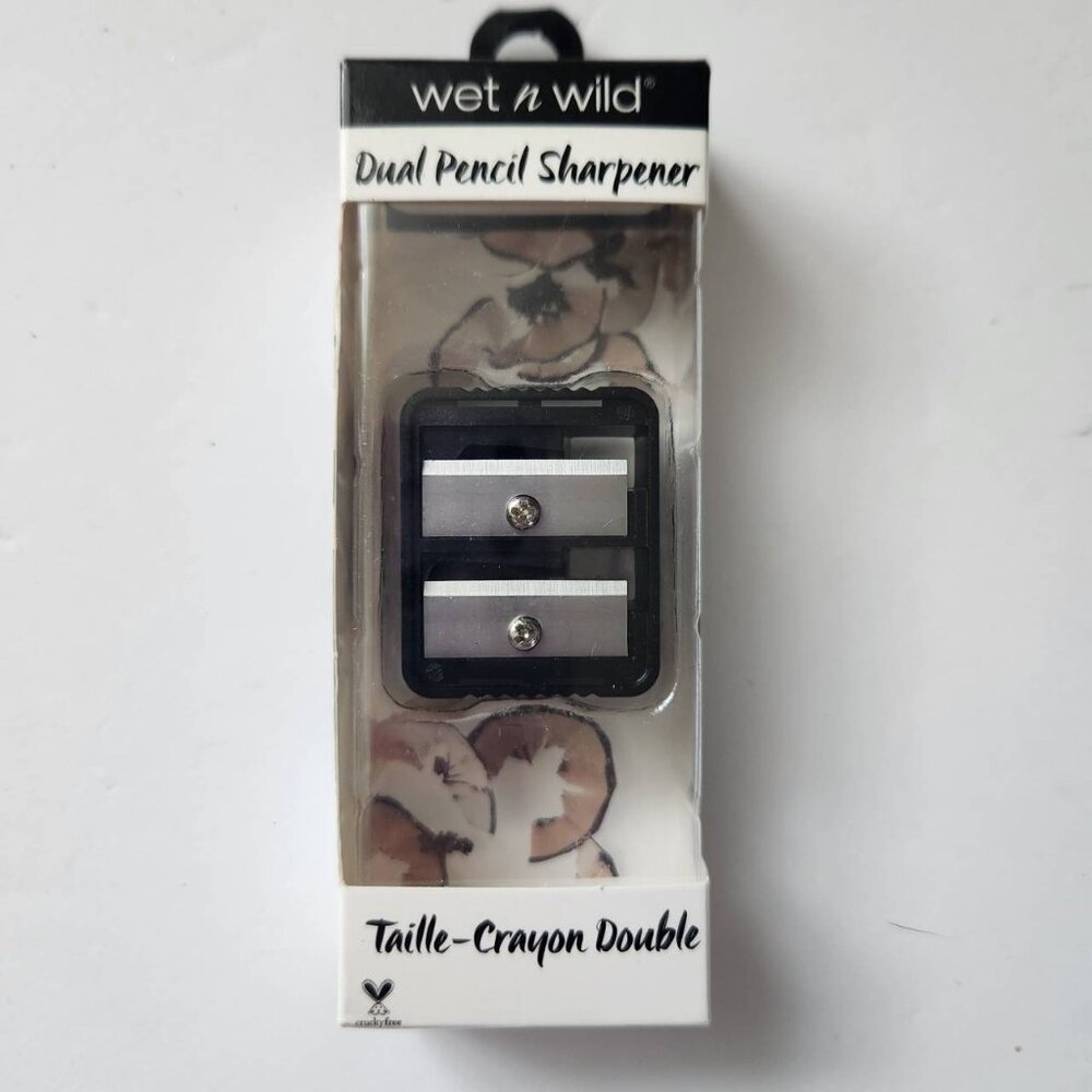 Wet N Wild Dual Pencil Sharpener Taille-Crayon Double, Black